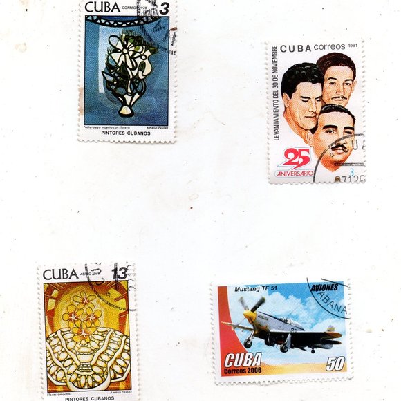 Odd Lot of Four Cuban postage stamps - Picture 1 of 1